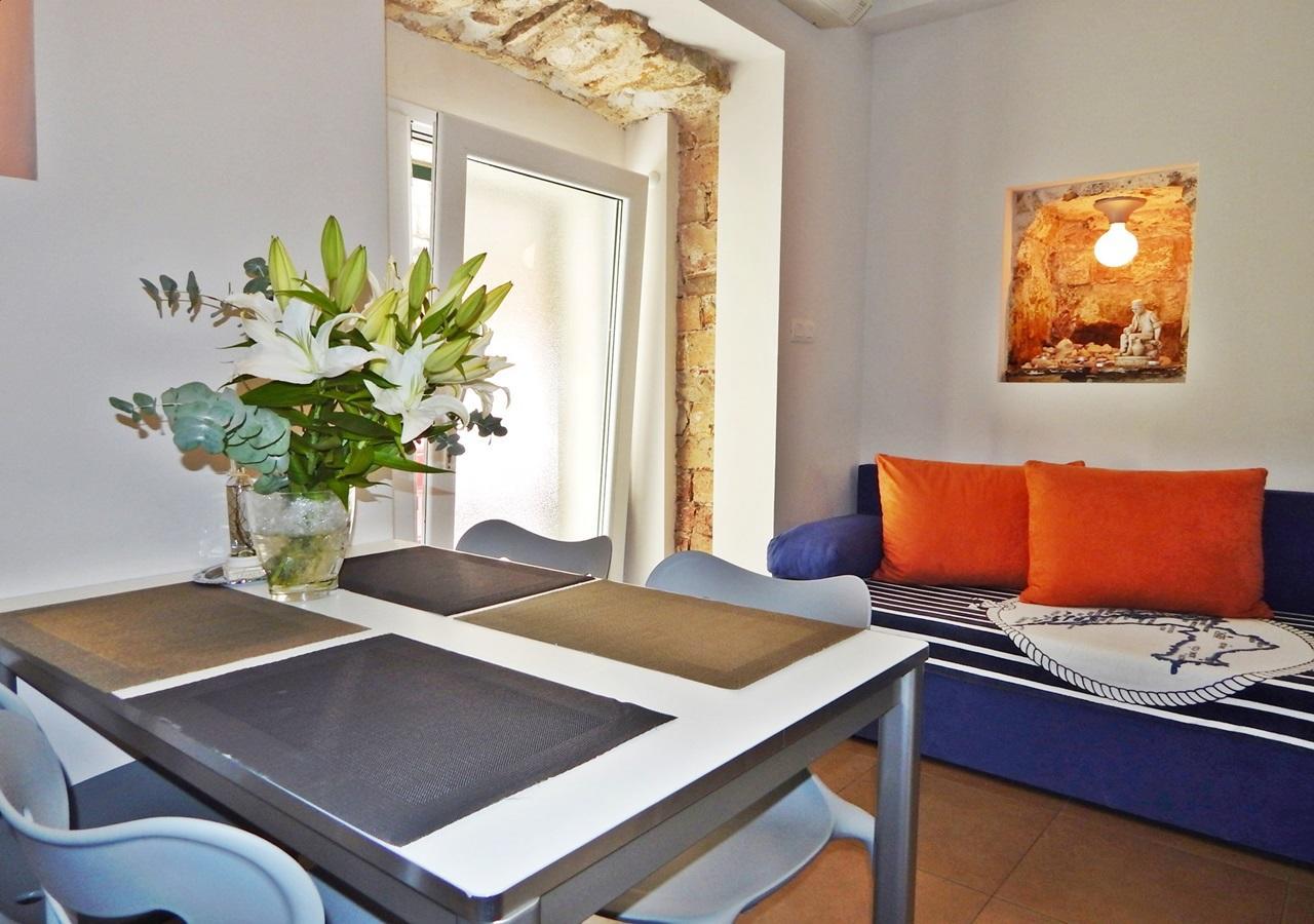 Guest house Varos