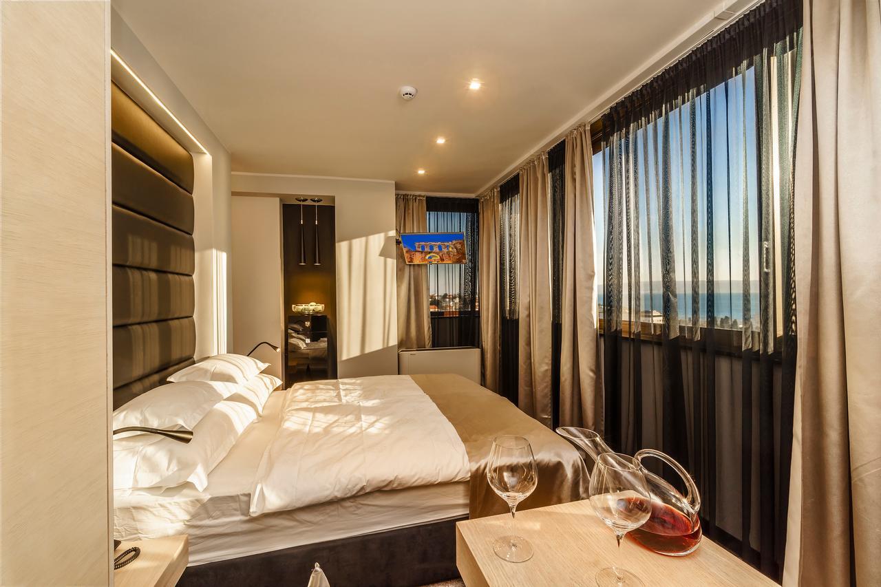 The View Luxury