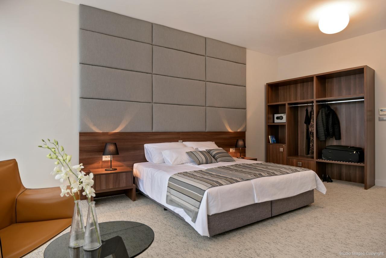 Priska Med Luxury 4* Split