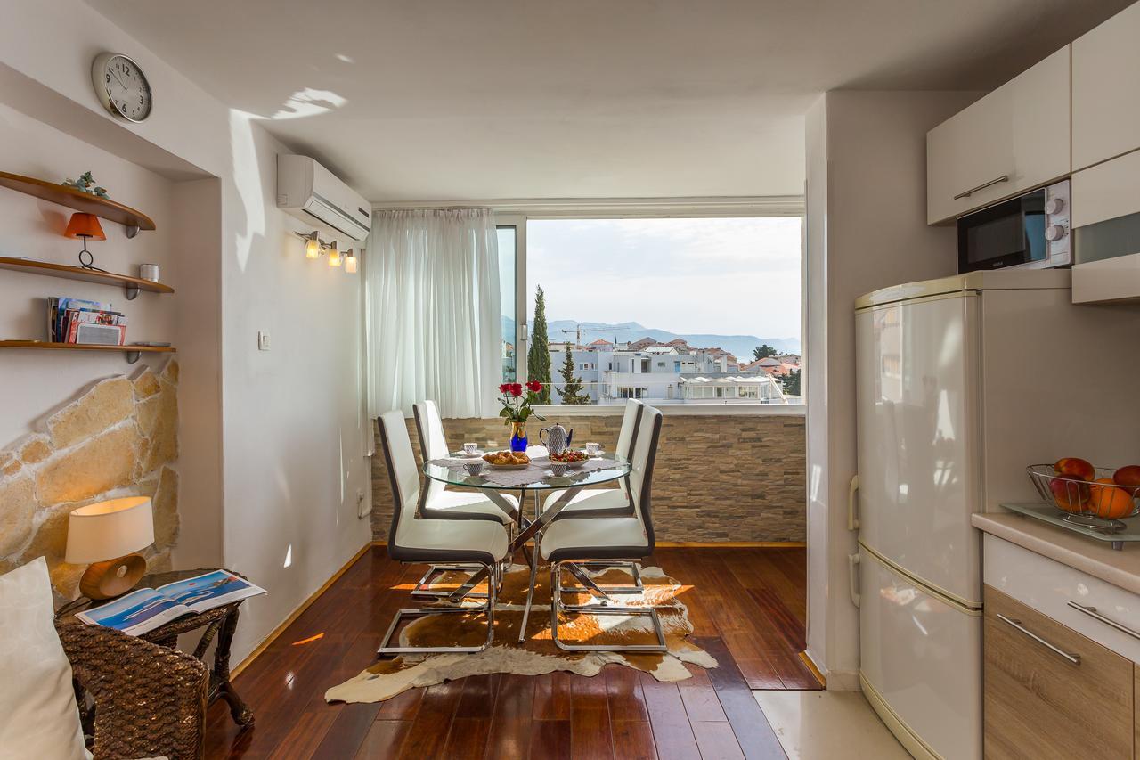 Beach Split Apartments * Split