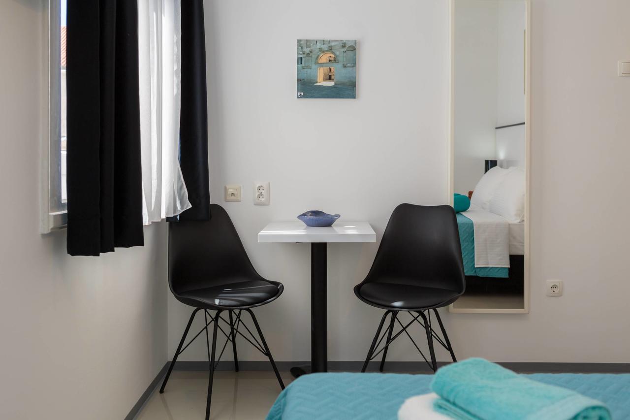 Plr Luxury Rooms Apartment