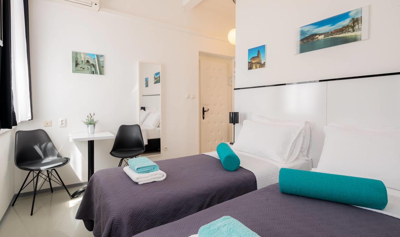 Plr Luxury Rooms Apartment