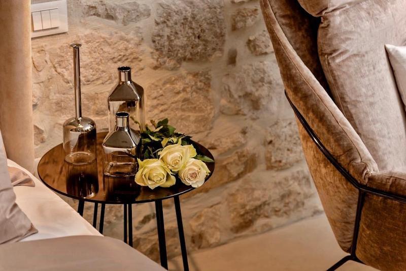 Hotel Plaza Marchi Old Town - Mag Quaint & Elegant Boutique