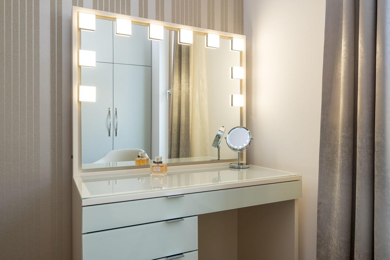 Luxury Gabriela With Pool Apartment *
