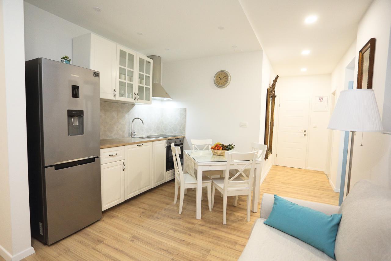 Old Town 2 Apartment Split