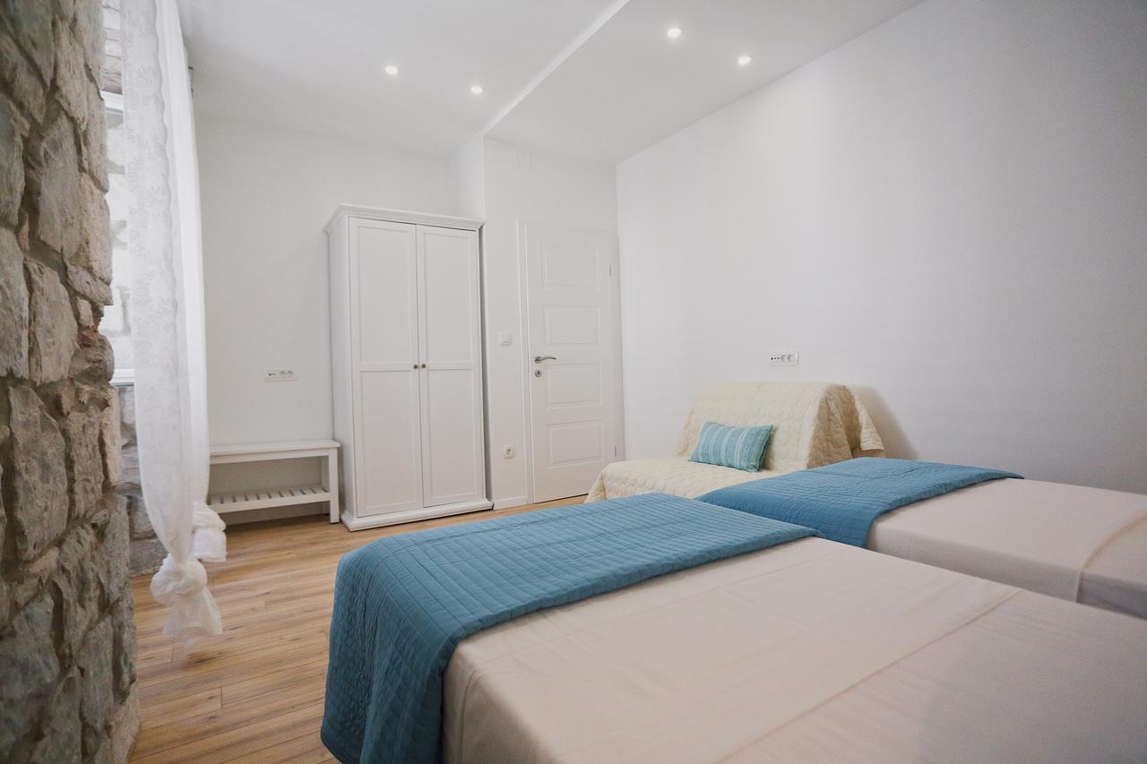 Apartment Old Town 2 *