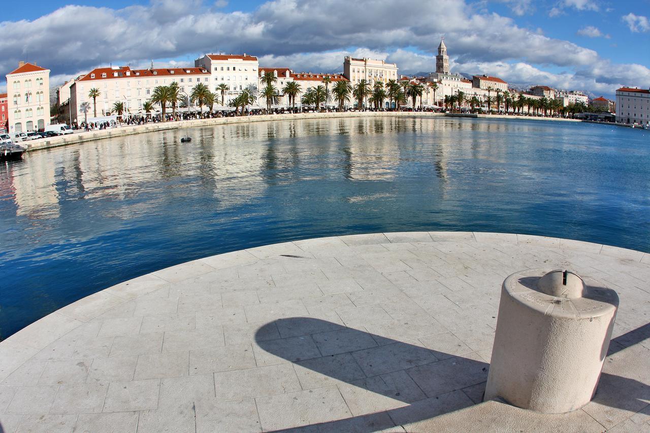 Papalic Palace *