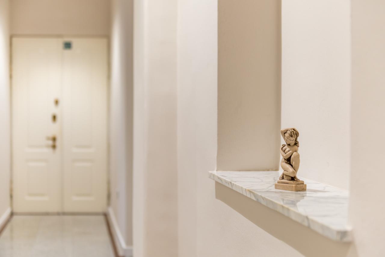 Royal Theatre Studio And Apartman