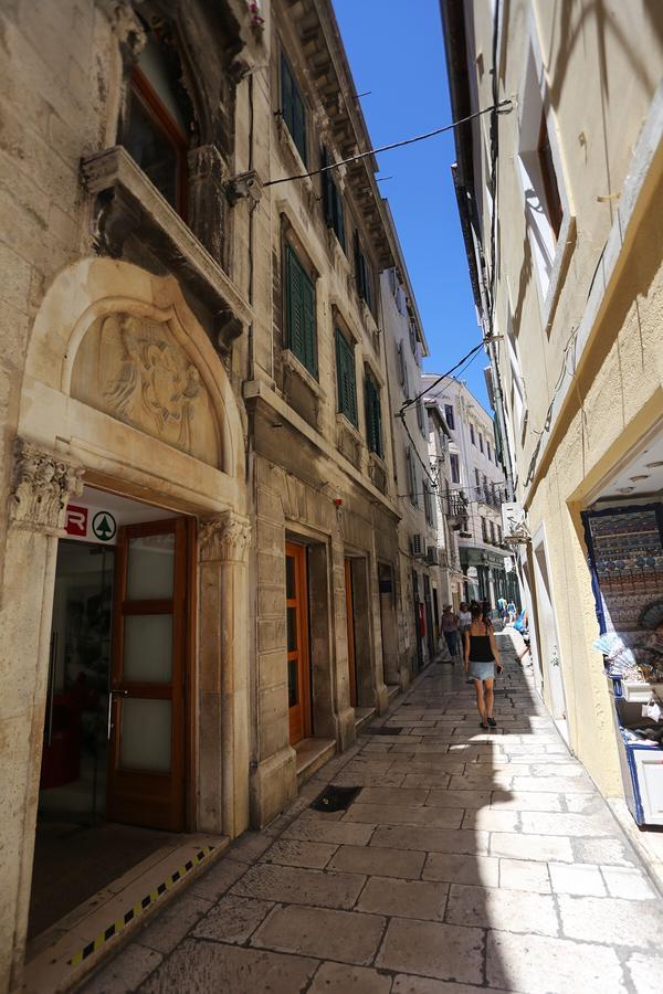 Papalic Palace Apartment Split