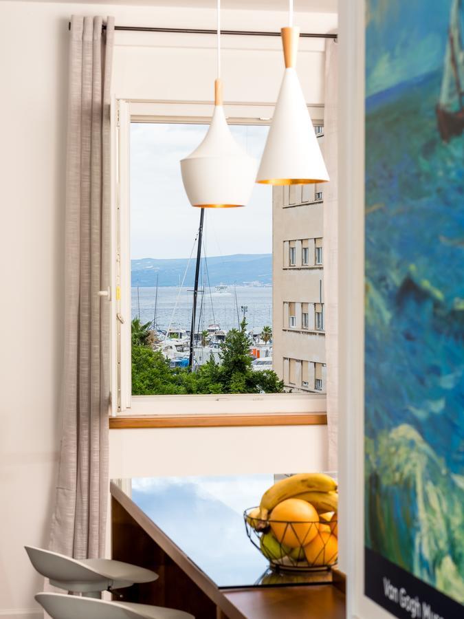 Apartment Azimut Split