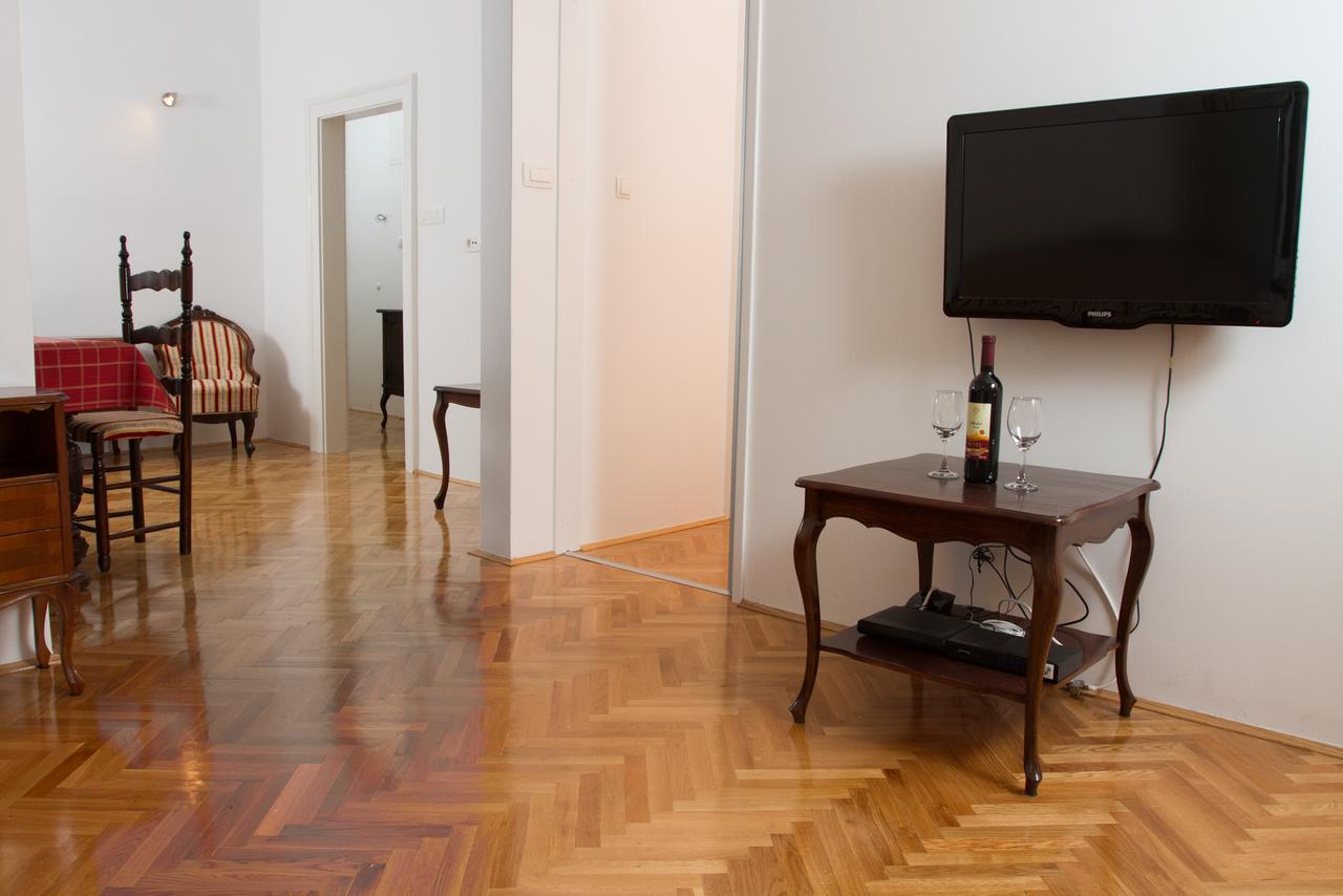 Apartment Ina *