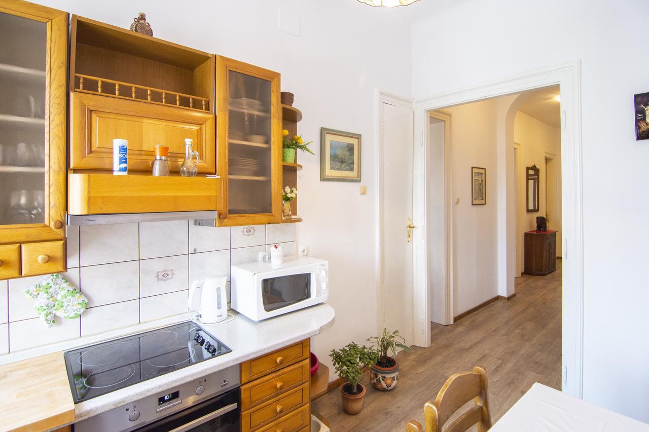 Emma Apartment