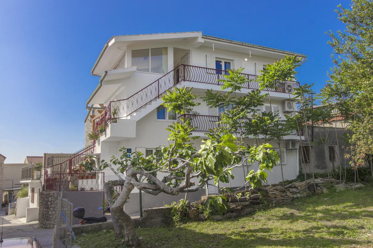 Cherry-Old Town Apartment