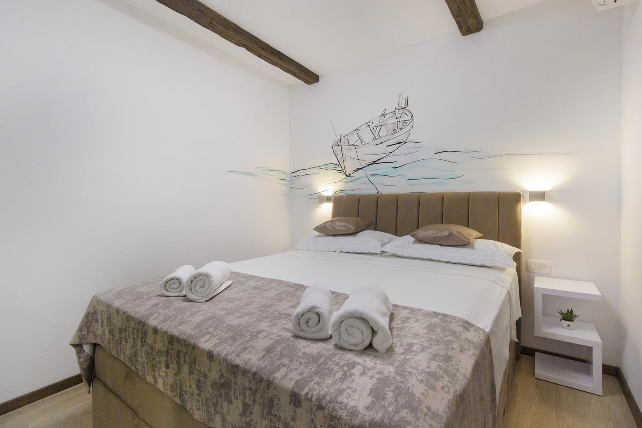 Cherry-Old Town Apartment