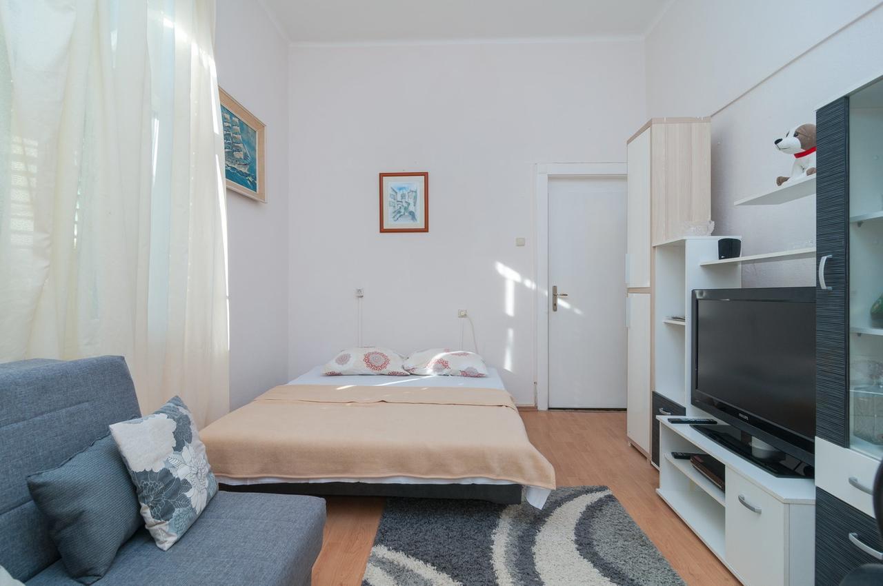 Vedrana Apartment