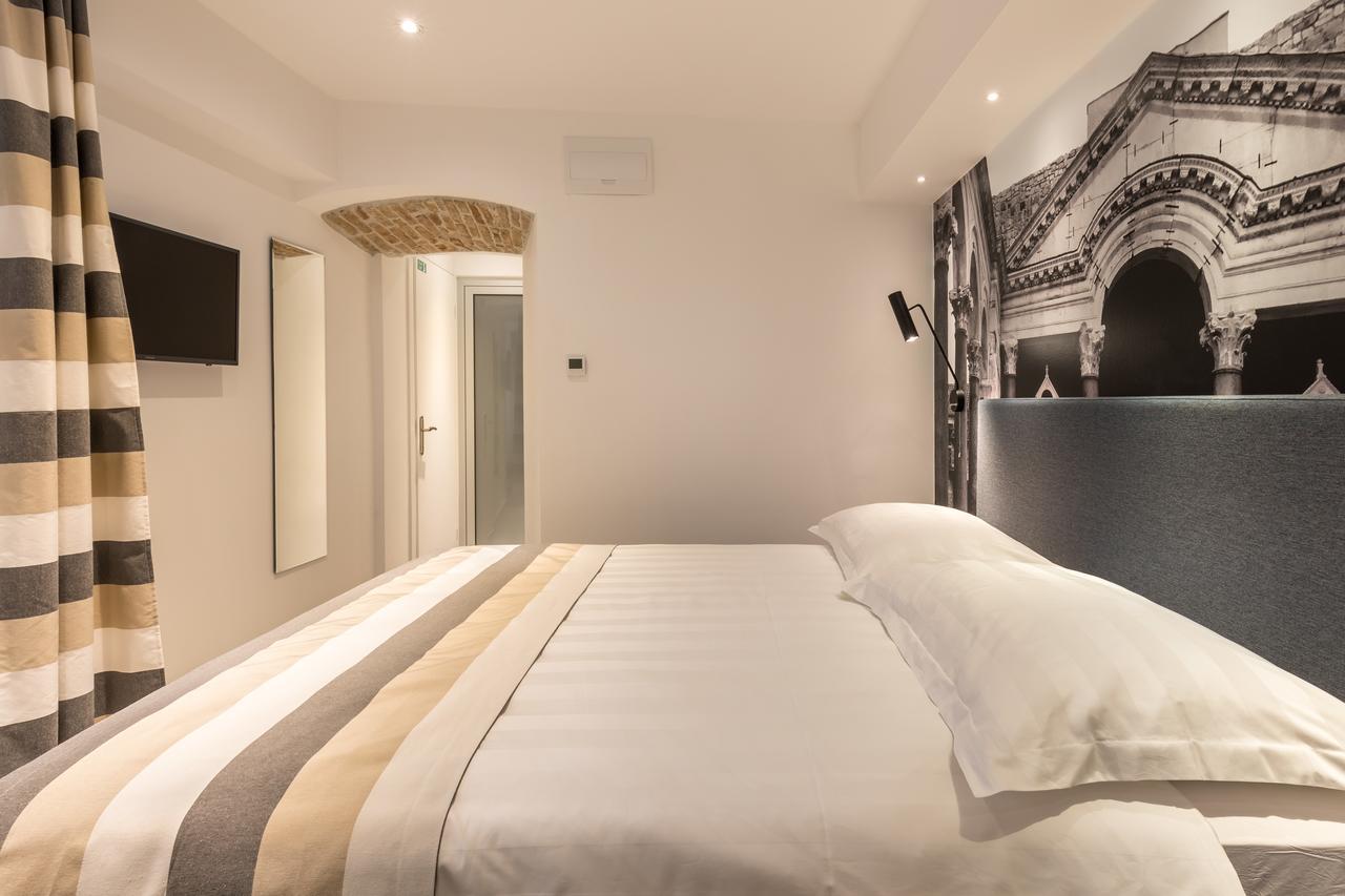 Guesthouse Main Square 4*