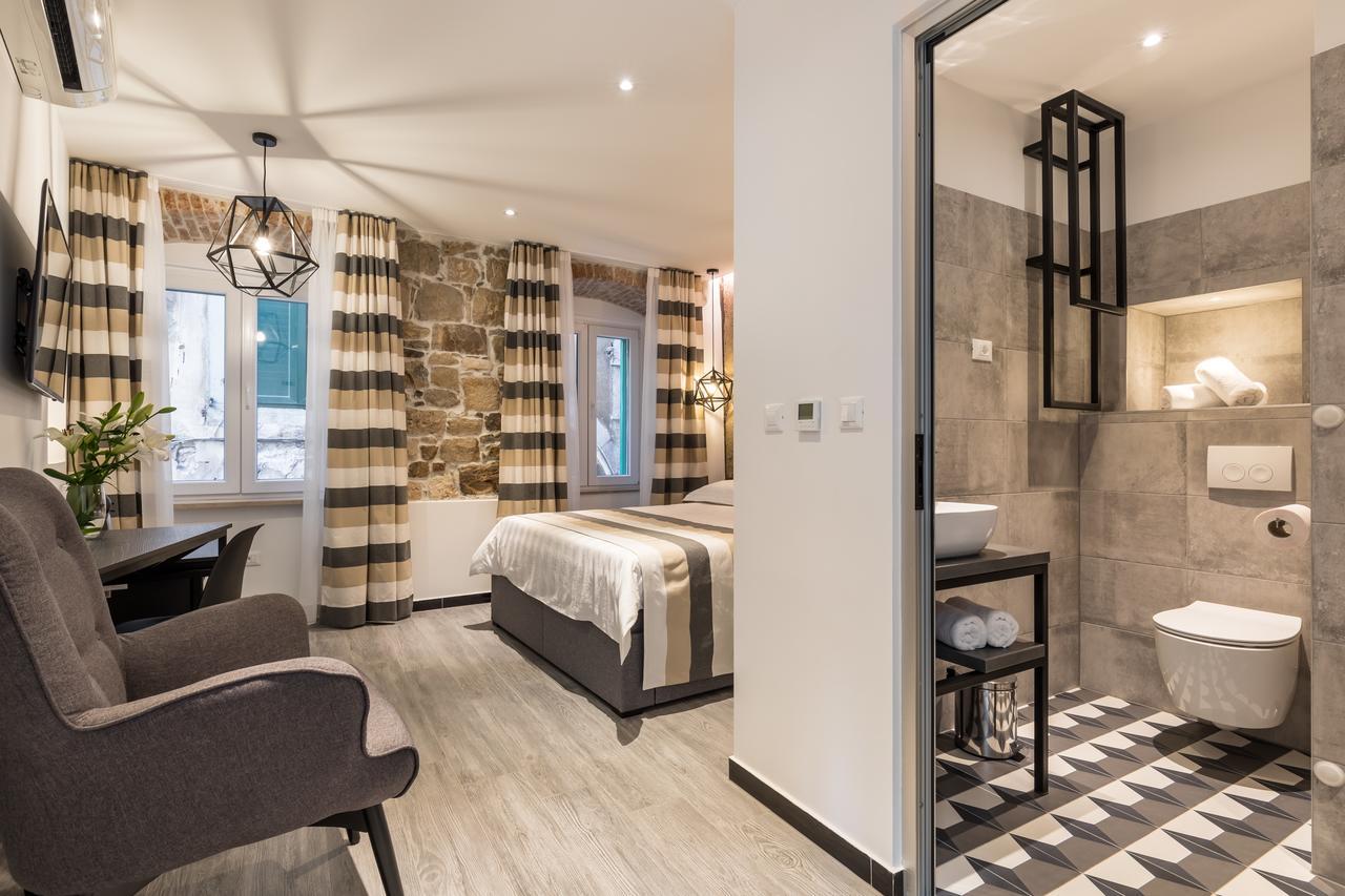 Guesthouse Main Square 4* Split