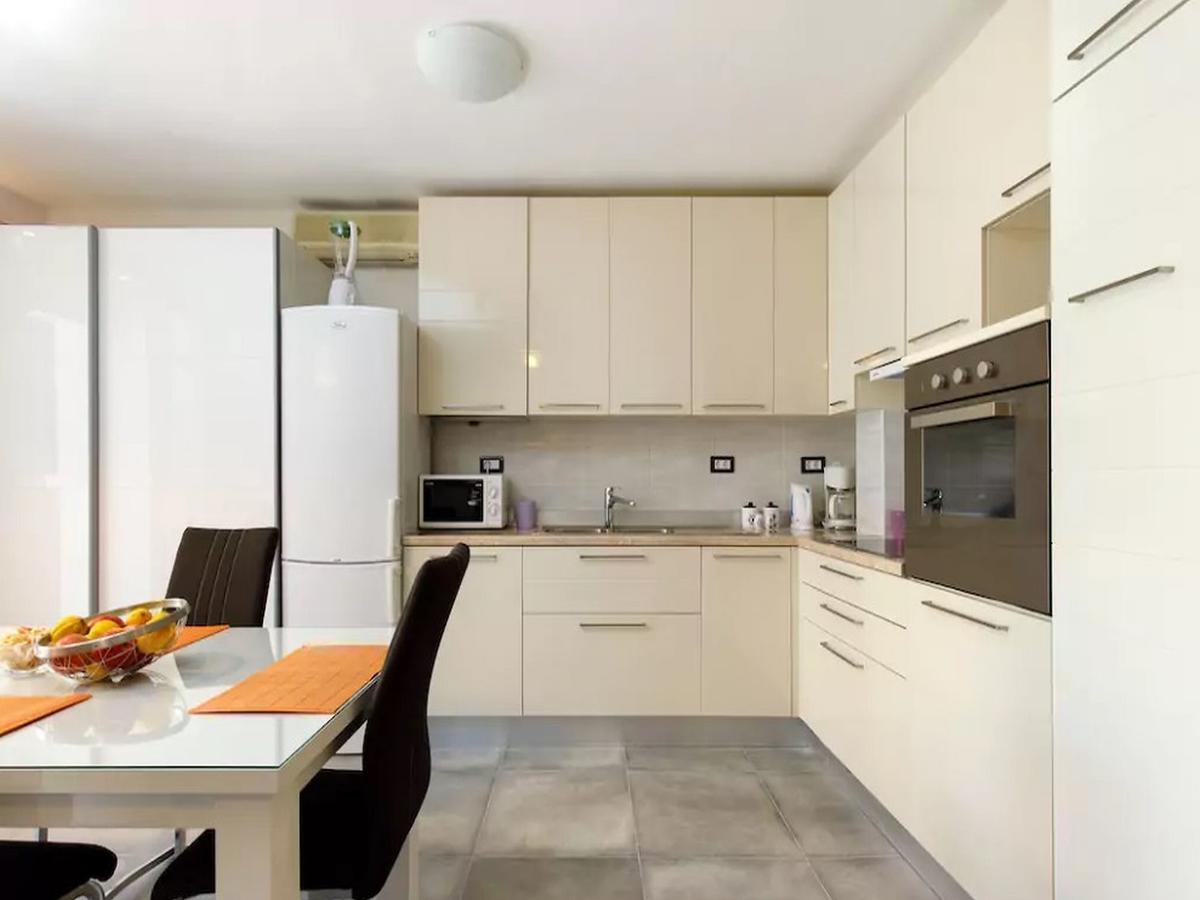 Rita Apartment