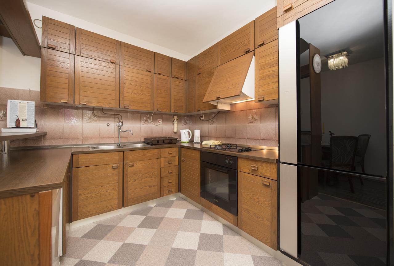 Apartment D&a *