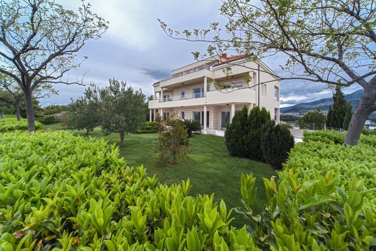 Luxury Apartments Klara Bed & Breakfast