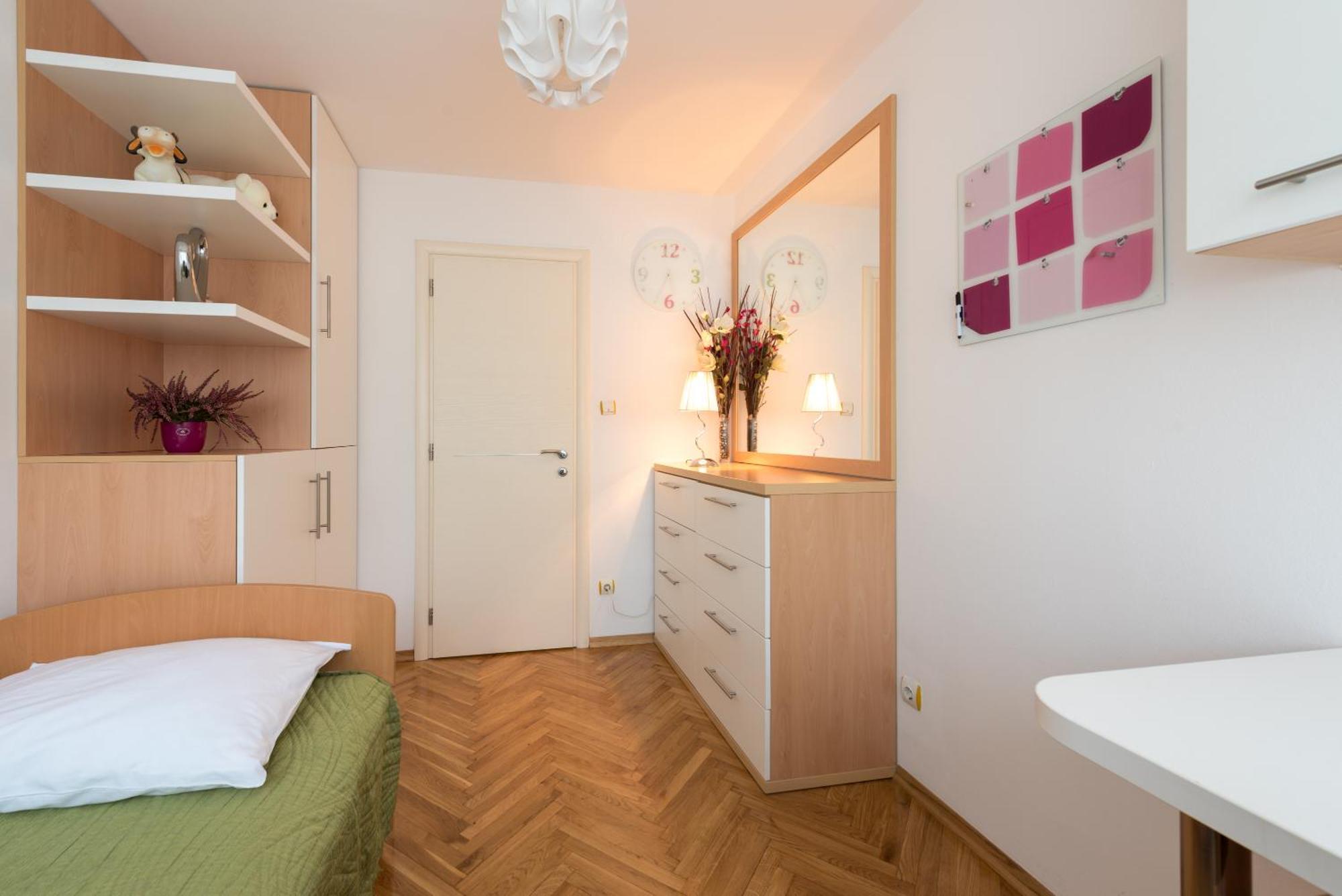 Vilea Apartment *
