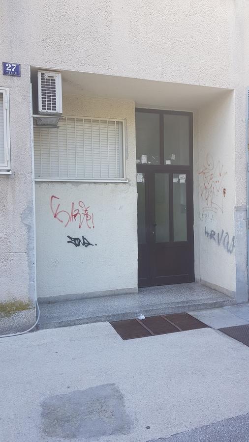 Bal Apartment Split