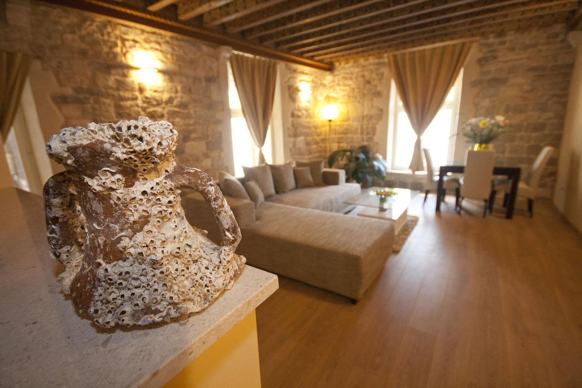 Grisogono Palace Heritage Apartment