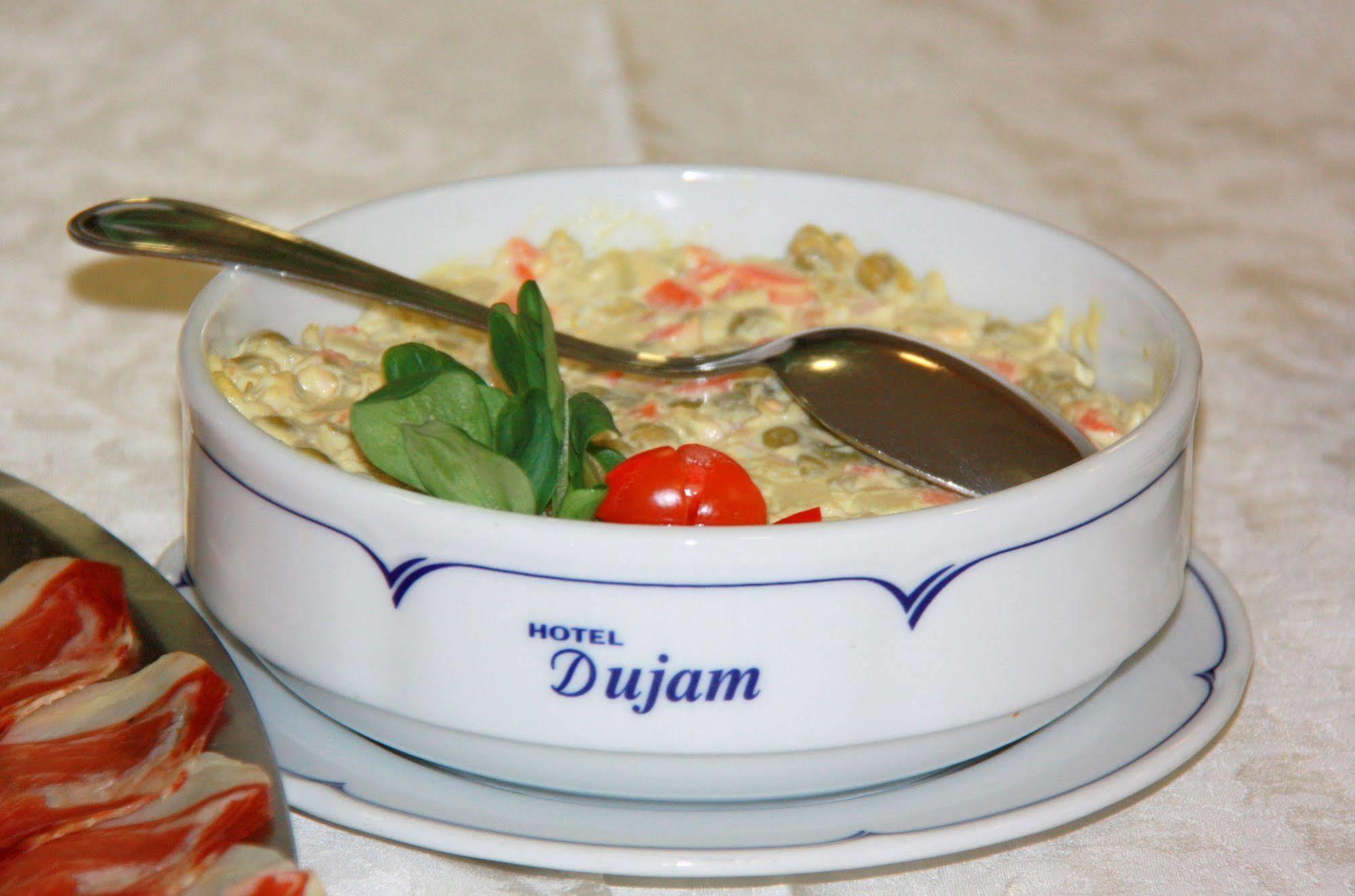 Dujam Split