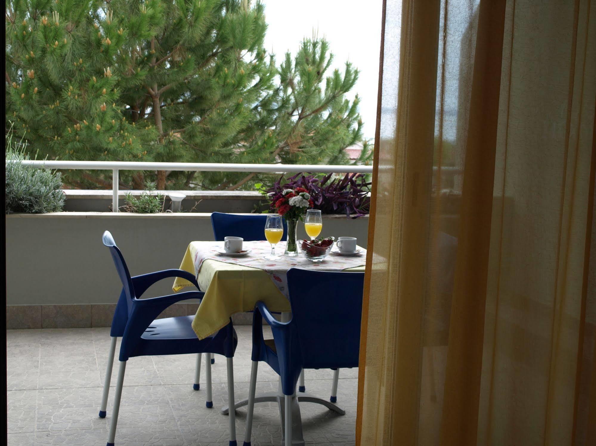 Hotel More 3* Split