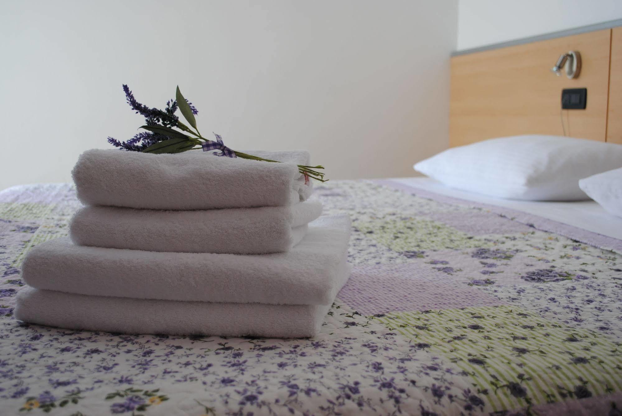 Hotel More 3*
