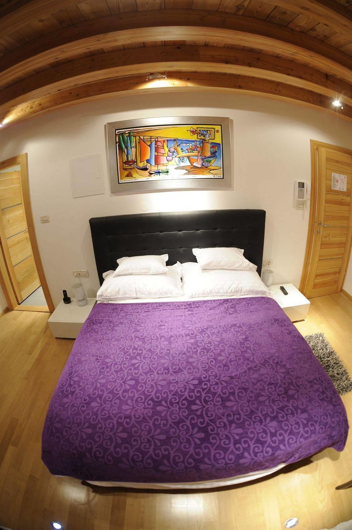 Marta - Stone House In The Center - Guest house 4*