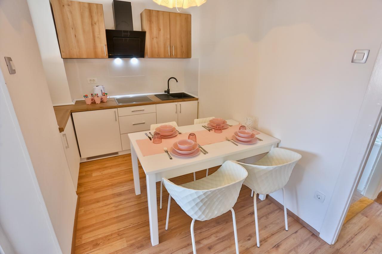 Mana2 Centre Apartment