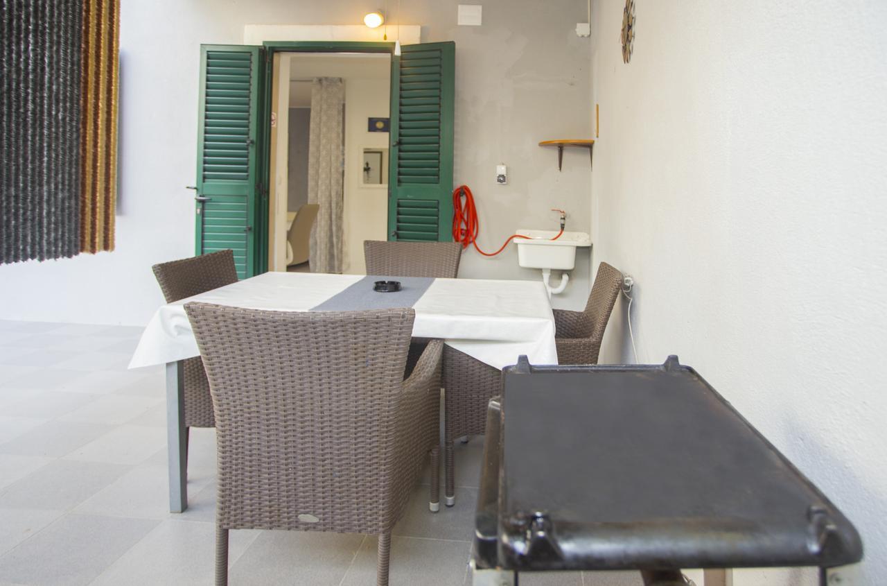 Sandy Beach Studio Apartman *