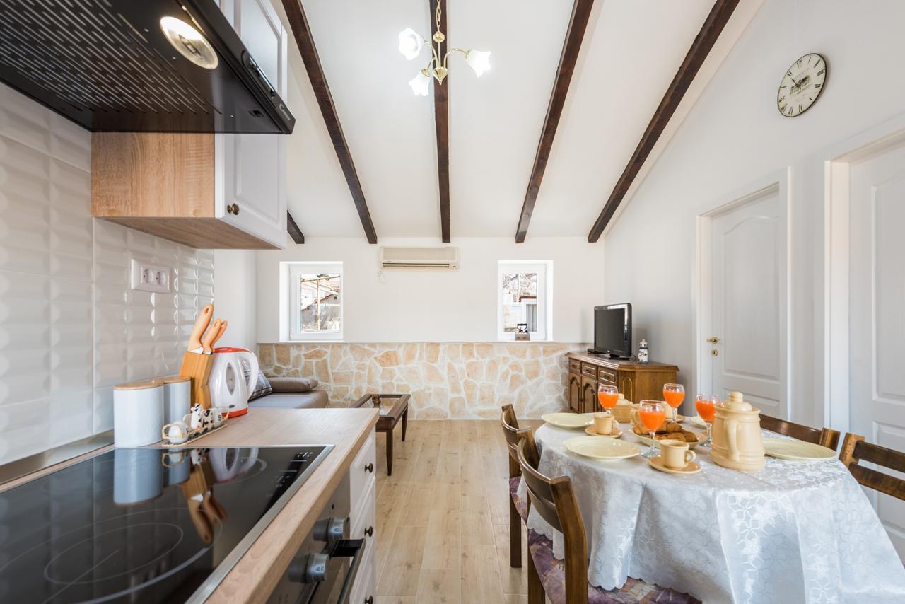 Sugar Suite, Self Check In!! Apartment Split