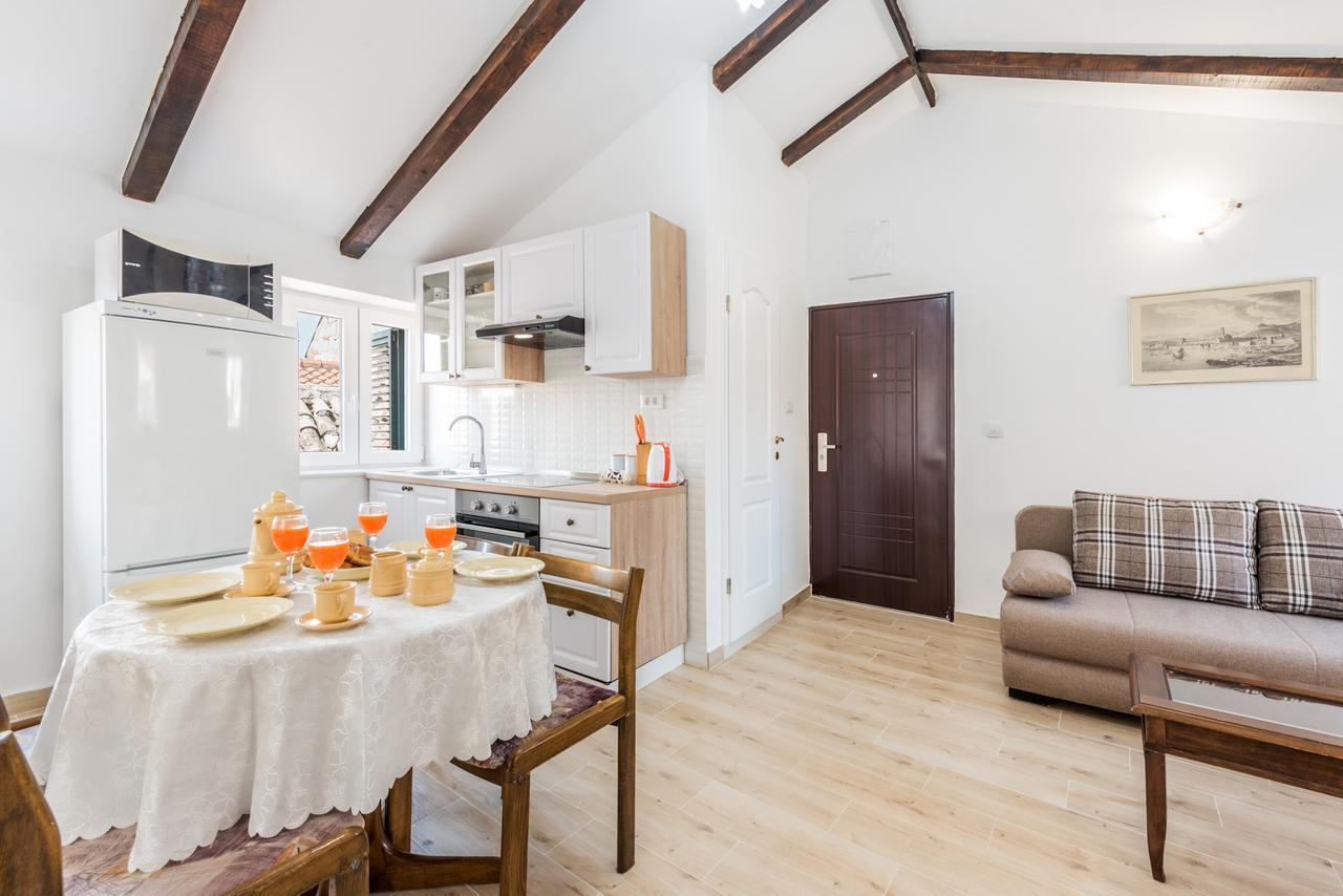 Sugar Suite, Self Check In!! Apartment Split