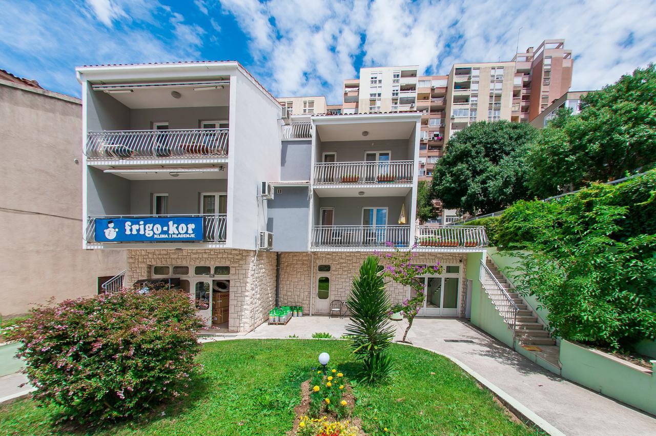 Guest house Apartmans And Madunic I Split