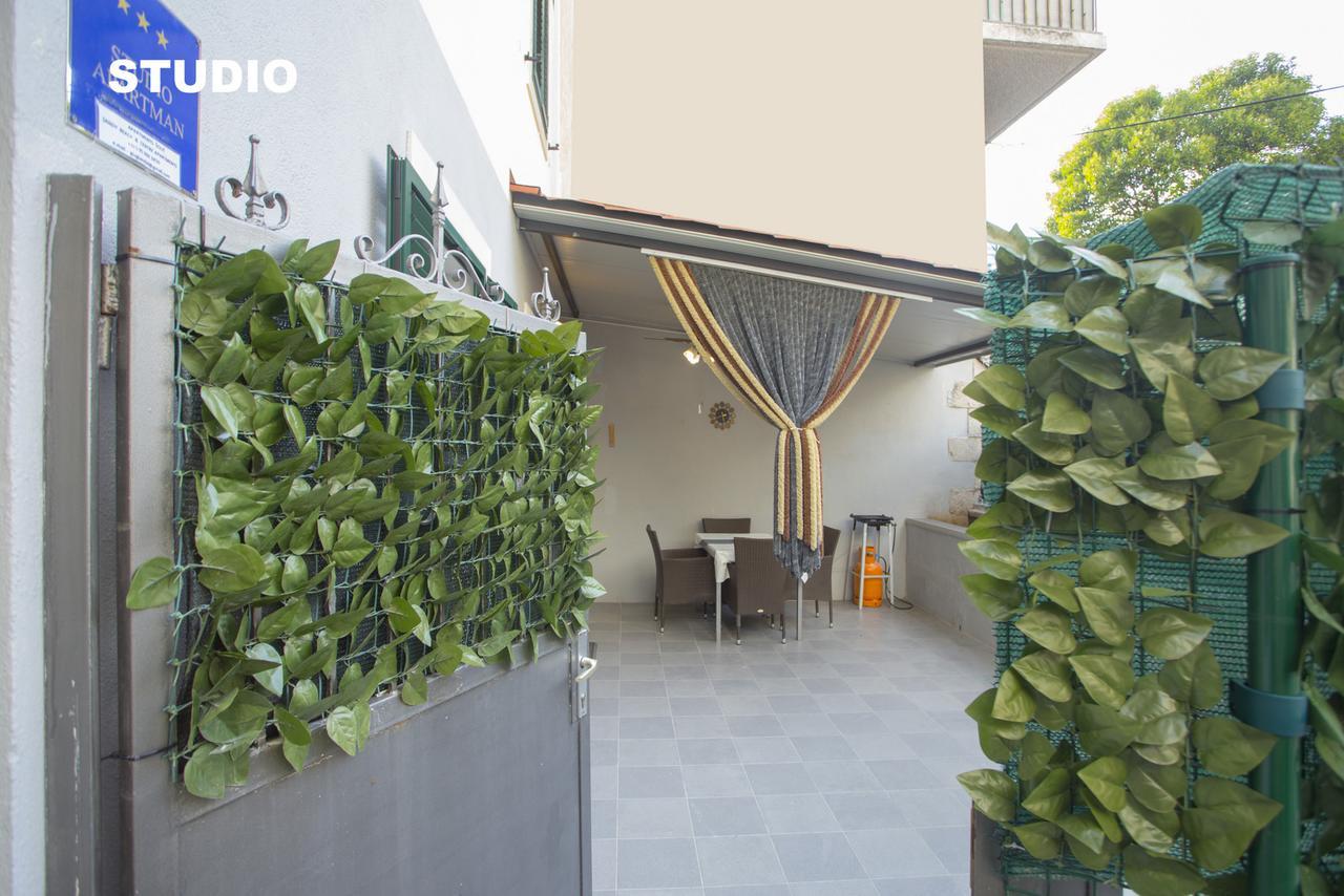 Sandy Beach Studio Apartman Apartment *