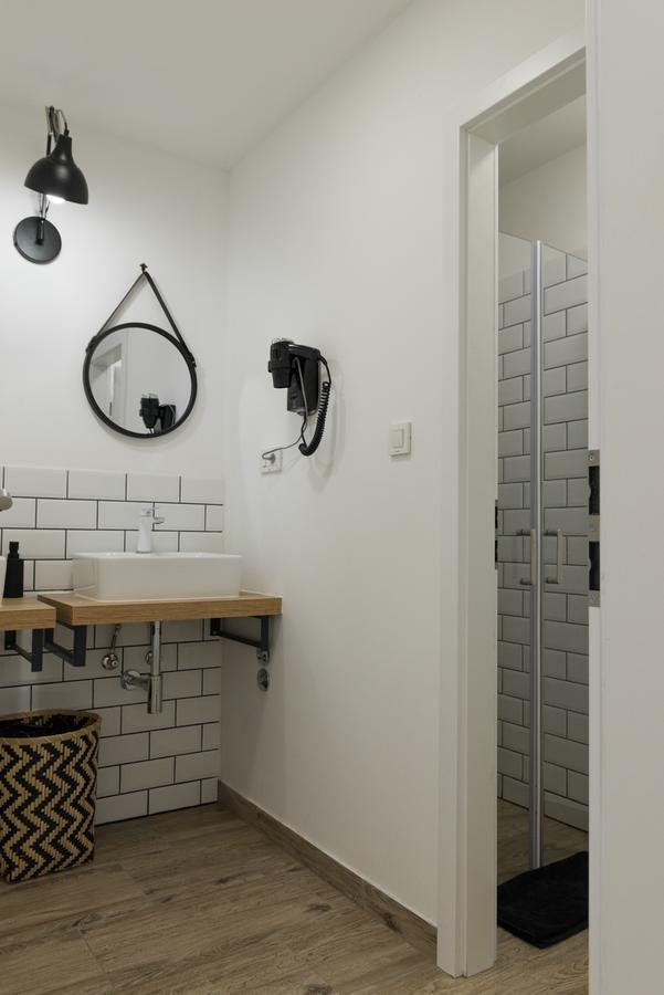 Ciri Biri Bela Boutique Hostel *