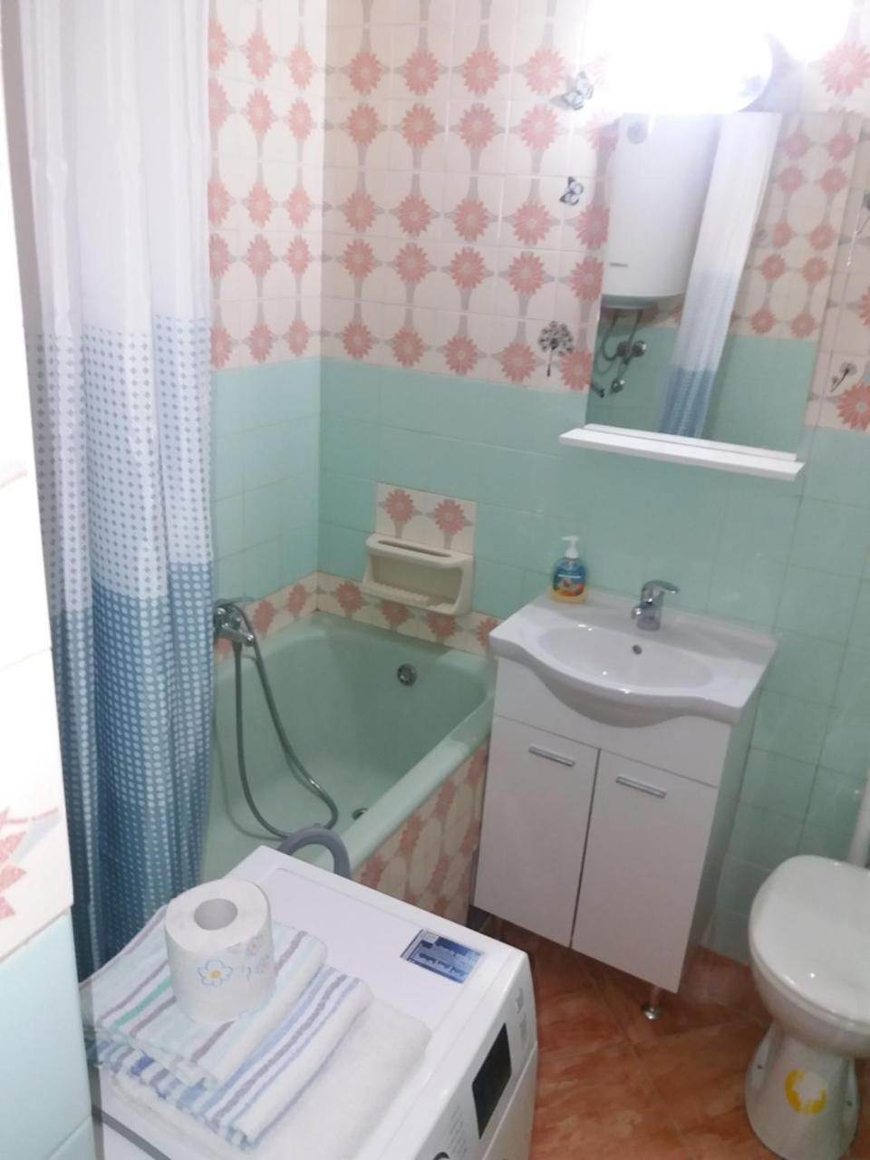 Apartment Ema
