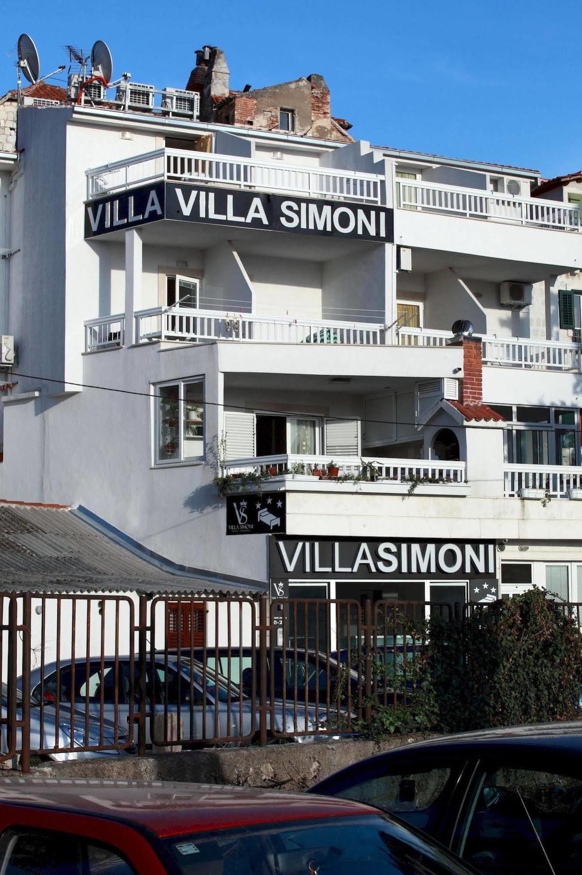 Simoni