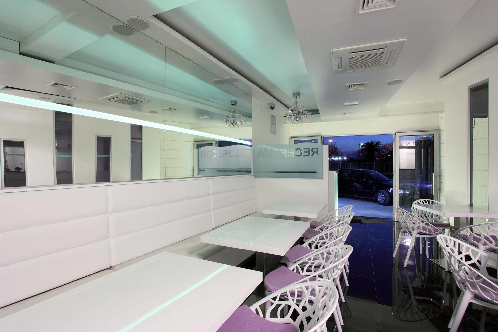 Simoni Apartment *