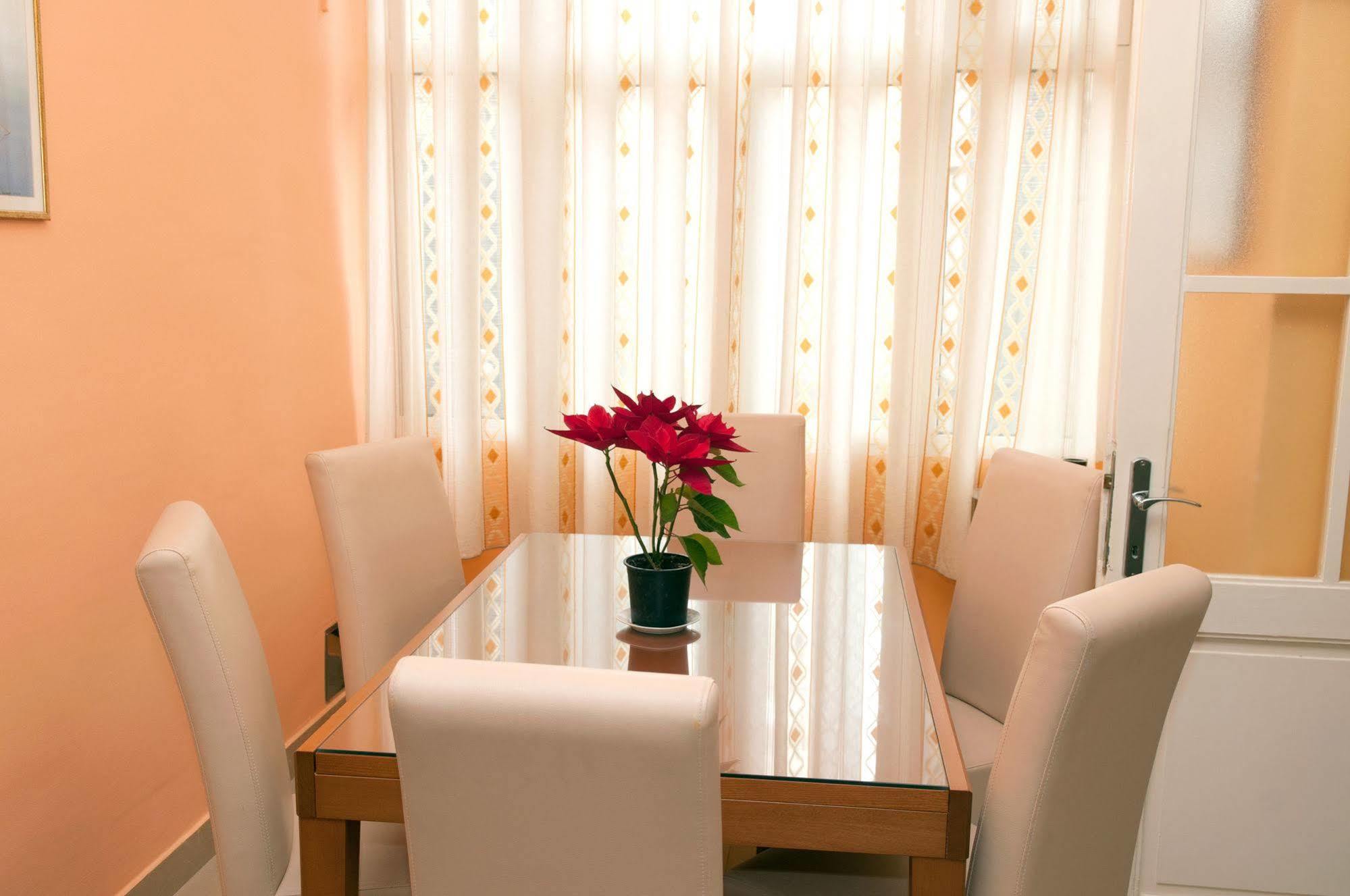 Apartment Gajeta Split
