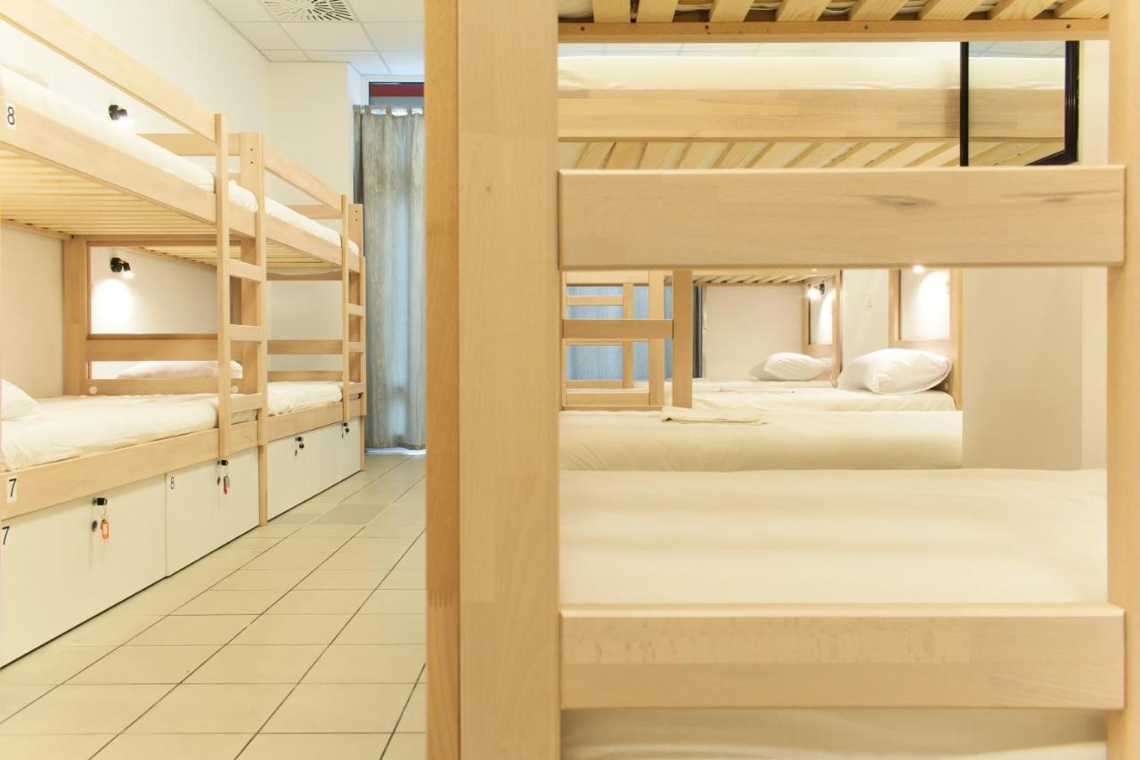 Hostel Gravitas *