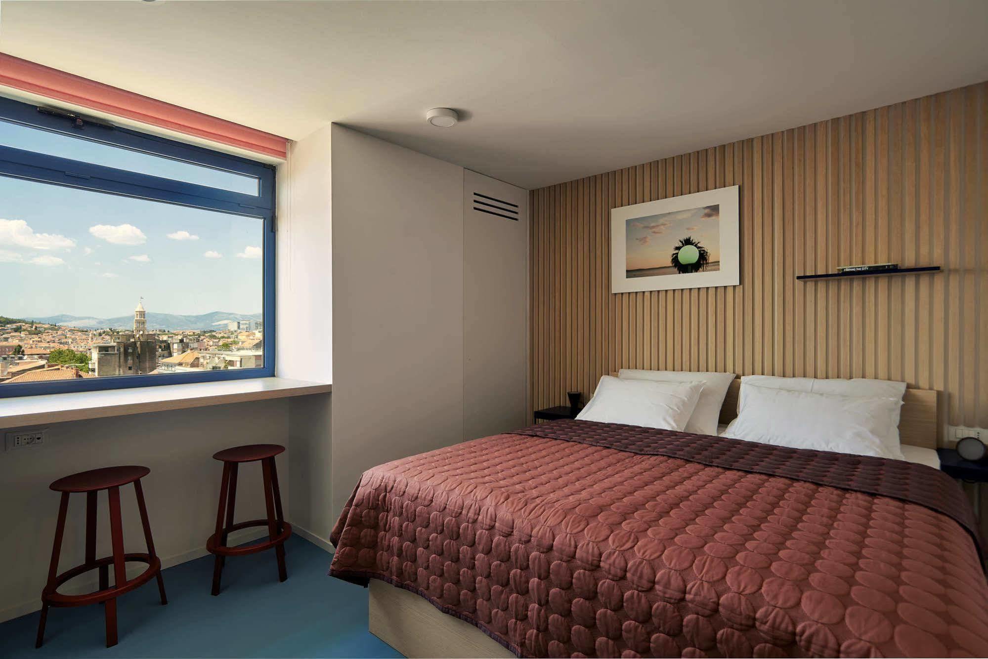 krevet i doručak Up There Design 4*
