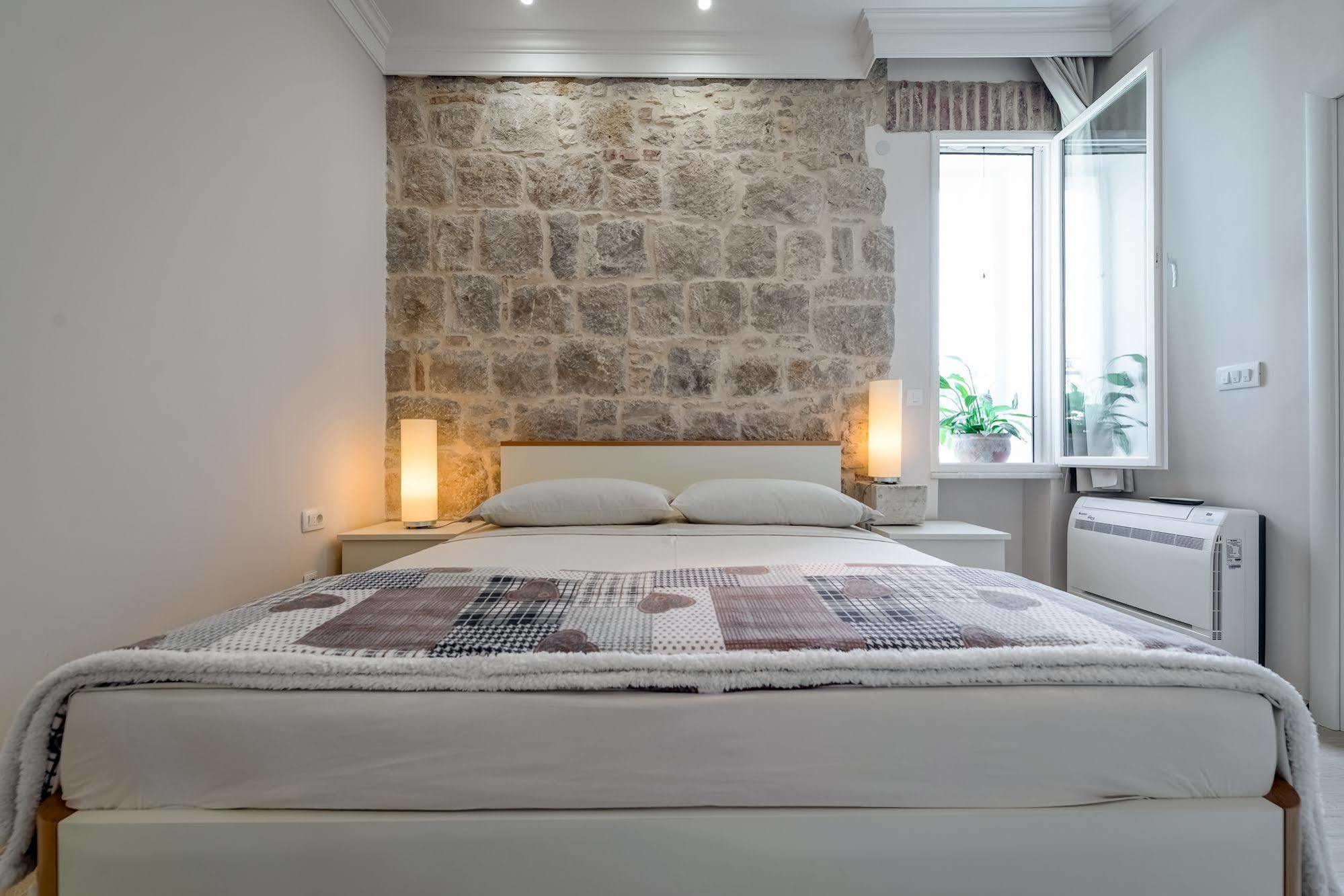 Bouganvillea Hotel