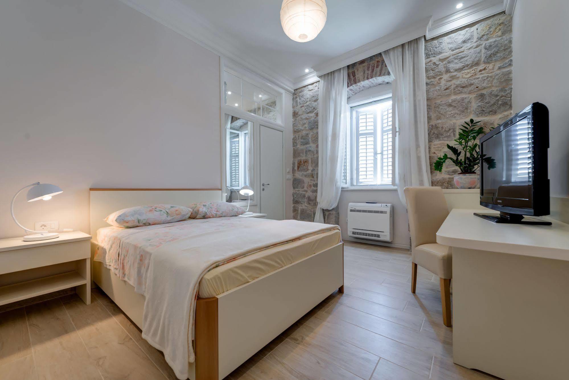 Bouganvillea 3*