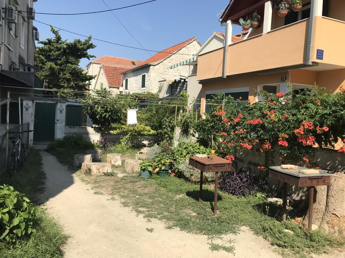 Guest house Nirvana & Split