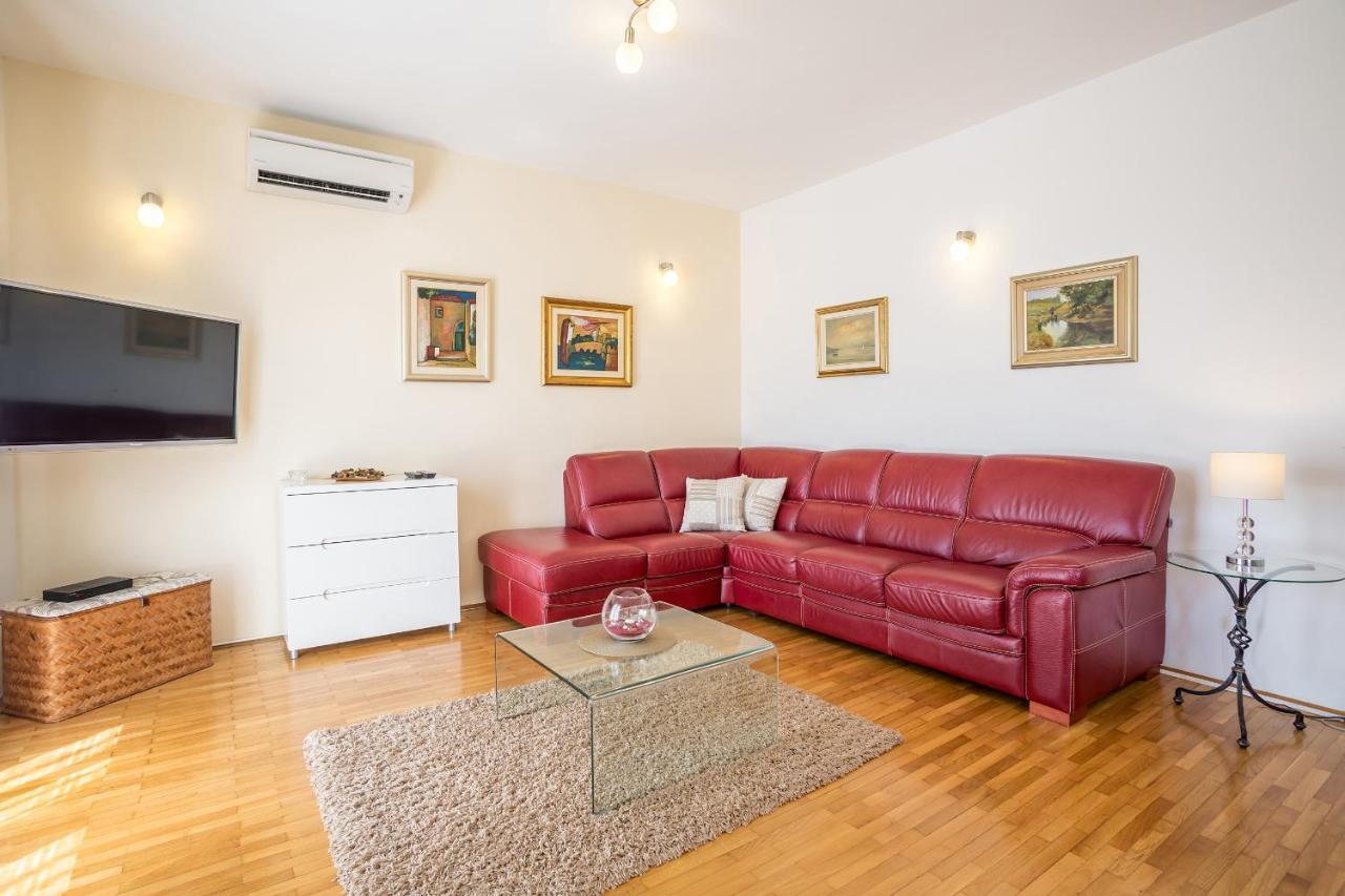Split-villas Dalmatica For 12 Villa