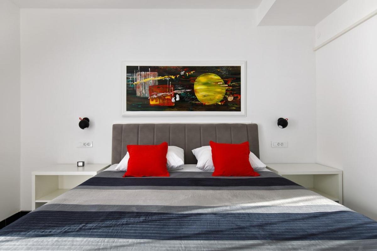Ark Beach Apartment *