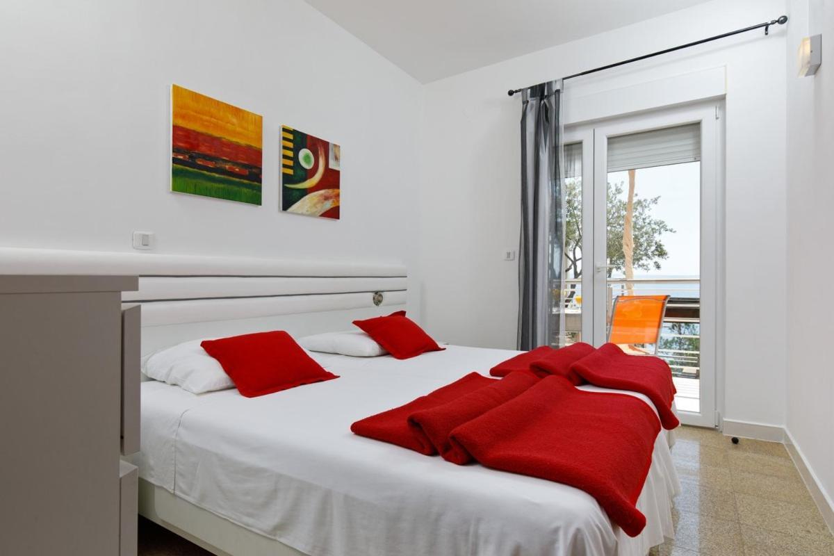 Ark Beach Apartment Split
